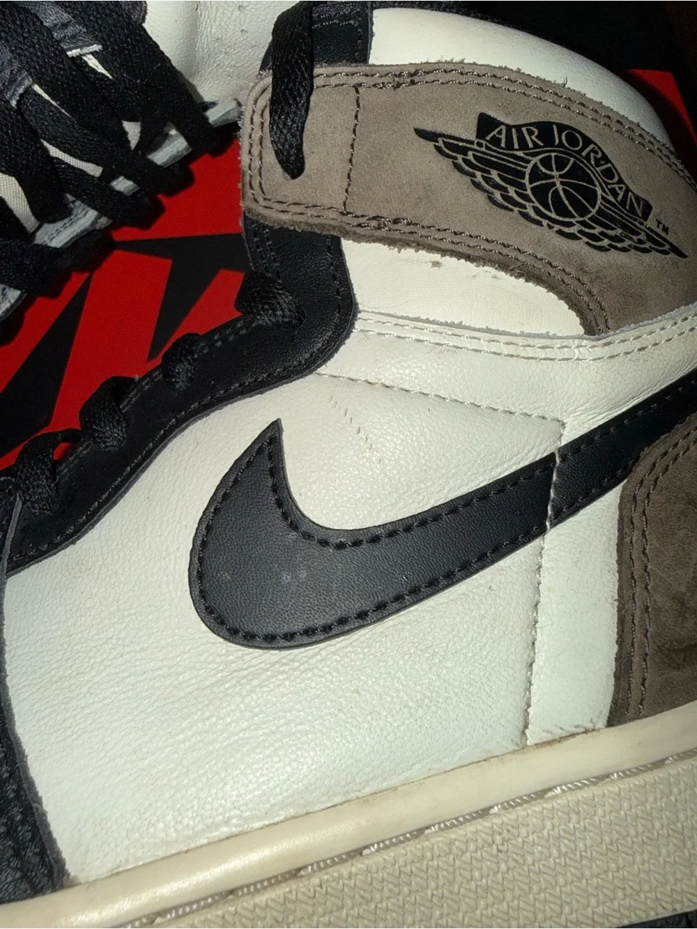 Nike Air Jordan 1 High “Mocha” Size 10.5M - Fast Shipping!